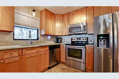 1400 1st Avenue W #206, Bradenton, FL 34205 - Photo 5