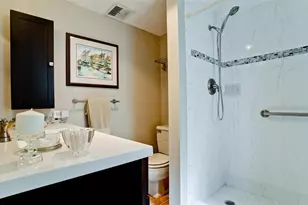 1400 1st Ave W, Bradenton, FL 34205 - Photo 19