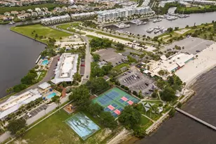 3259 Mangrove Point Dr, Ruskin, FL 33570 - Photo 39
