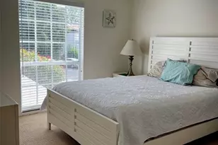 5242 Wedgewood Ln, Sarasota, FL 34235 - Photo 7
