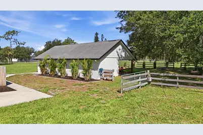 3810 Hidden River Road, Sarasota, FL 34240 - Photo 51