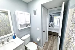 902 Gibbs Rd, Venice, FL 34285 - Photo 11