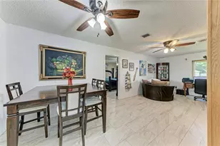 1520 Sunnyhills Dr, Brandon, FL 33510 - Photo 13