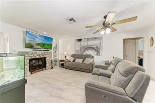 1520 Sunnyhills Dr, Brandon, FL 33510 - Photo 5