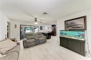 1520 Sunnyhills Dr, Brandon, FL 33510 - Photo 3
