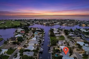 520 69th St, Holmes Beach, FL 34217 - Photo 73