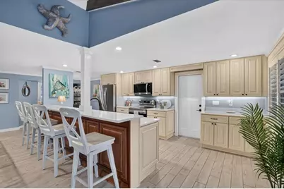 520 69th Street, Holmes Beach, FL 34217 - Photo 15
