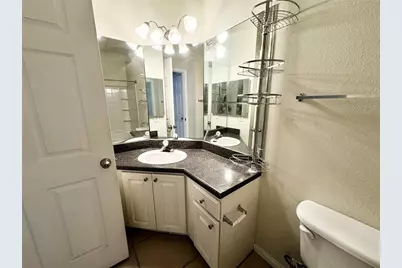 4802 51st Street W #102, Bradenton, FL 34210 - Photo 11