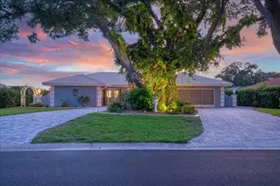 413 Signorelli Dr, Nokomis, FL 34275 - Photo 5