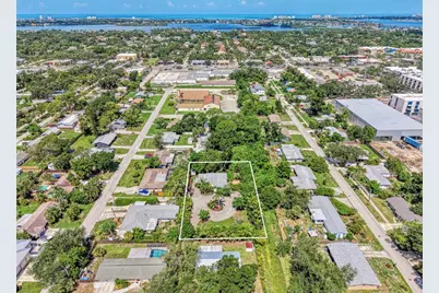 2137 Worrington Street, Sarasota, FL 34231 - Photo 61
