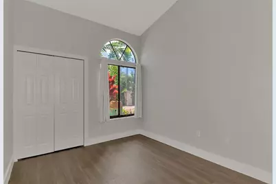 2137 Worrington Street, Sarasota, FL 34231 - Photo 37