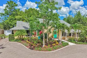 2137 Worrington St, Sarasota, FL 34231 - Photo 1