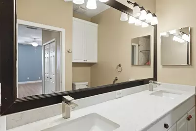 8050 Victoria Falls Circle, Sarasota, FL 34243 - Photo 19