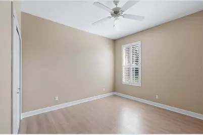 8050 Victoria Falls Circle, Sarasota, FL 34243 - Photo 21