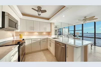 770 S Palm Avenue #904, Sarasota, FL 34236 - Photo 29