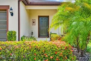 1407 Custer Bayou St, Ruskin, FL 33570 - Photo 5