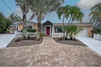 4223 Royal Palm Drive, Bradenton, FL 34210 - Photo 5