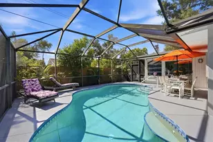 2428 Whippoorwill Cir, Sarasota, FL 34231 - Photo 9