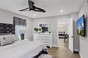 2428 Whippoorwill Cir, Sarasota, FL 34231 - Photo 21