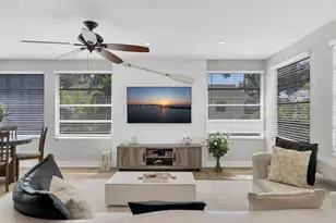 2428 Whippoorwill Cir, Sarasota, FL 34231 - Photo 3