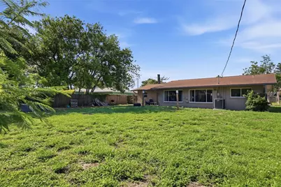 2404 22nd Avenue W, Bradenton, FL 34205 - Photo 35