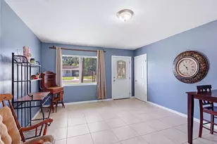 2404 22nd Ave W, Bradenton, FL 34205 - Photo 9