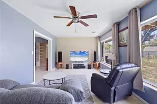 2404 22nd Ave W, Bradenton, FL 34205 - Photo 15