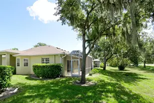 209 28th St W, Palmetto, FL 34221 - Photo 7