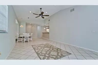 209 28th Street W, Palmetto, FL 34221 - Photo 11