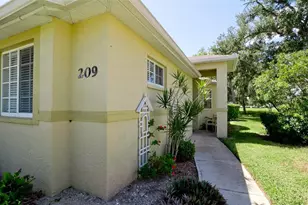 209 28th St W, Palmetto, FL 34221 - Photo 5