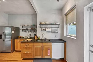 1370 13th St, Sarasota, FL 34236 - Photo 13