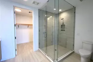 301 Quay Commons, Sarasota, FL 34236 - Photo 21