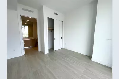301 Quay Commons #904, Sarasota, FL 34236 - Photo 19