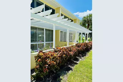 402 Cerromar Circle N #105, Venice, FL 34293 - Photo 11