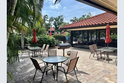 5769 Gardens Drive, Sarasota, FL 34243 - Photo 17