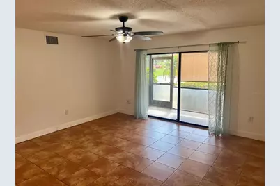 5769 Gardens Drive, Sarasota, FL 34243 - Photo 3