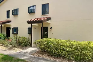 5769 Gardens Dr, Sarasota, FL 34243 - Photo 1