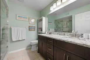 1554 Tallywood Dr, Sarasota, FL 34237 - Photo 17