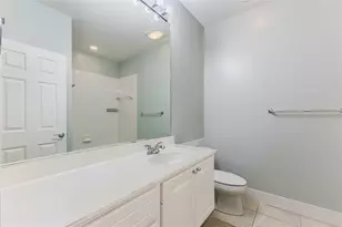 1648 Napoli Dr W, Sarasota, FL 34232 - Photo 27