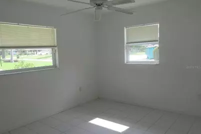 2911 Bentley Street, Sarasota, FL 34239 - Photo 7