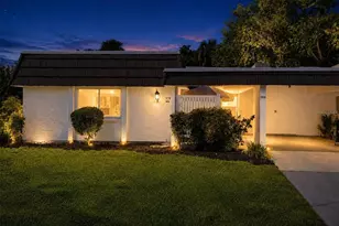 3836 Blue Stone Way, Sarasota, FL 34232 - Photo 3