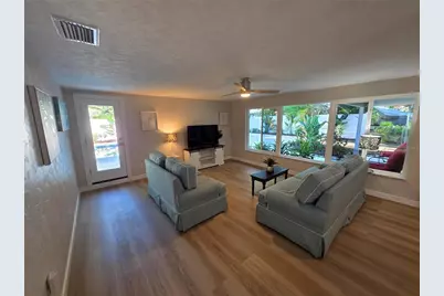 63 Oakwood Drive, Dunedin, FL 34698 - Photo 15