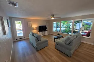 63 Oakwood Dr, Dunedin, FL 34698 - Photo 15