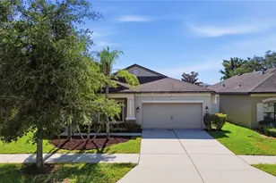4738 Woods Landing Ln, Tampa, FL 33619 - Photo 7