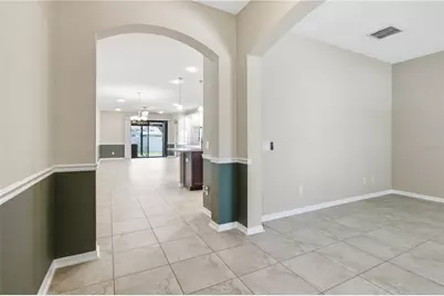 4738 Woods Landing Lane, Tampa, FL 33619 - Photo 17