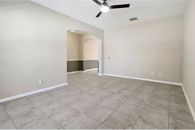 4738 Woods Landing Lane, Tampa, FL 33619 - Photo 21