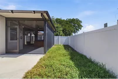 4738 Woods Landing Lane, Tampa, FL 33619 - Photo 57