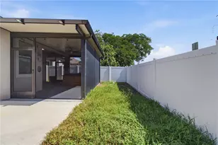 4738 Woods Landing Ln, Tampa, FL 33619 - Photo 57