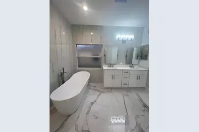 1066 Whitegate Court, Sarasota, FL 34232 - Photo 17
