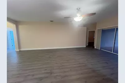 1066 Whitegate Court, Sarasota, FL 34232 - Photo 5